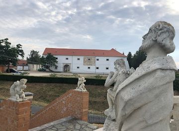 hungary/ferto-region/landmark/peisonia-latogatokozpont-ferto-taj-vilagorokseg-magyar-tanacsa-egyesulet