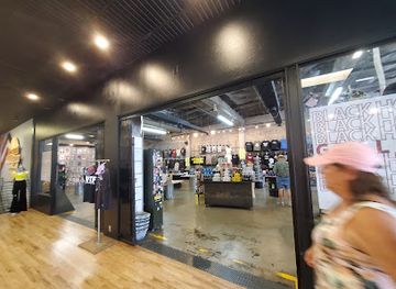 arizona/flagstaff/landmark/black-hound-gallerie