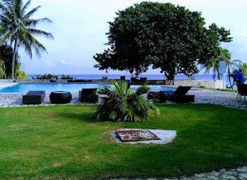 jamaica/montego-bay/rose-hall/landmark/rose-hall-beach-club