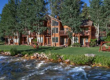 colorado/estes-park/landmark/aspen-winds-on-fall-river