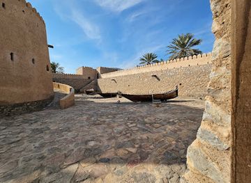 oman/musandam-peninsula/landmark/khasab-fort