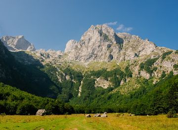 montenegro/prokletije-national-park/landmark/grebaje-valley