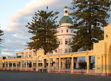 new-zealand/napier/landmark/decorum-vintage