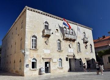 croatia/trogir/landmark/gradska-uprava-trogir