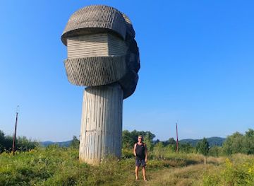 bosnia-and-herzegovina/krajina/landmark/gligino-brdo