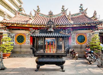 vietnam/ho-chi-minh-city/landmark/ong-bon-temple-nhi-phu-temple