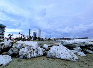 mexico/veracruz/boca-del-rio/landmark/playa-los-arcos