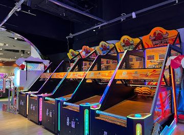 singapore/bugis/landmark/paco-funworld