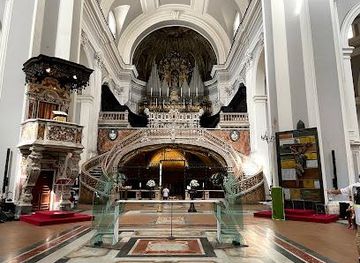 italy/herculaneum/landmark/basilica-di-santa-maria-della-sanita