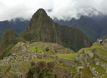 peru/machu-picchu/landmark/bus-to-machu-picchu