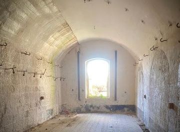 bosnia-and-herzegovina/trebinje/landmark/fort-vrmac