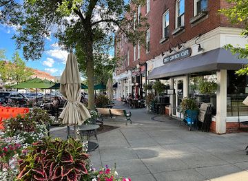 new-hampshire/hanover/landmark/walt-and-ernie-s-barbershop