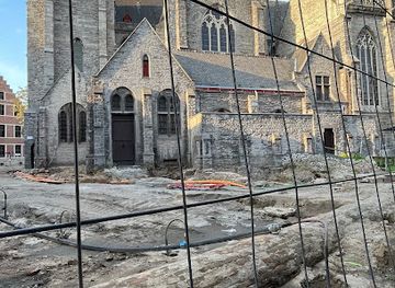 belgium/kortrijk/landmark/remnants-of-the-medieval-castle-of-the-counts-of-flanders-1300-1302