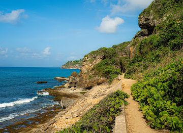 puerto-rico/isabela/landmark/guajataca-beach-tunnel