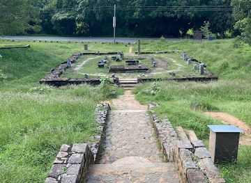 sri-lanka/anuradhapura-district/landmark/vessagiriya