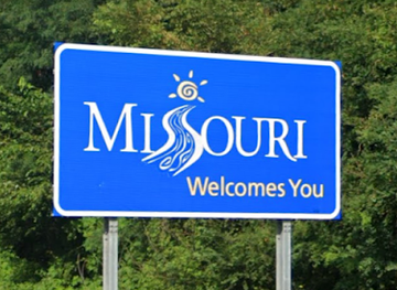 missouri/hannibal/landmark/welcome-to-missouri-sign