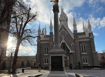 utah/cedar-valley/landmark/seagull-monument