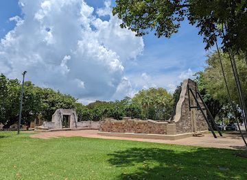 australia/darwin/landmark/town-hall-ruins