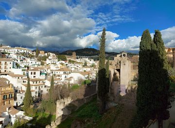 spain/granada/albaicin/landmark/palacio-de-dar-al-horra