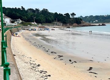 jersey/rozel-bay/landmark/st-brelade-s-bay