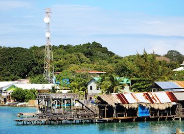 honduras/utila/landmark/tranquila-bar