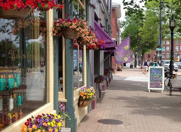 maine/brunswick/landmark/brunswick-downtown-association