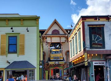 maine/bar-harbor/landmark/the-rock-and-art-shop