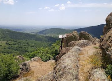 bulgaria/sredna-gora/landmark/lilac-sanctuary