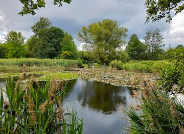 poland/lodz/landmark/botanical-garden-in-lodz