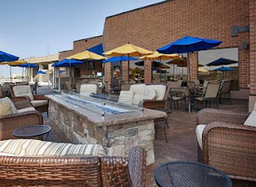 wisconsin/oshkosh/landmark/oshkosh-waterfront-hotel-convention-center