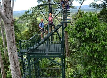 costa-rica/manuel-antonio-national-park/landmark/el-santuario-canopy-adventure-tour