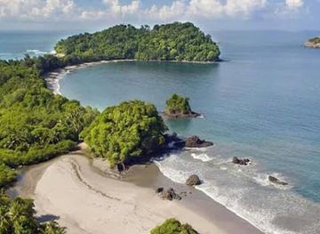 costa-rica/manuel-antonio/landmark/pete-s-place-manuel-antonio