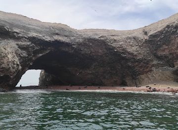 peru/paracas-national-reserve/landmark/fruzion