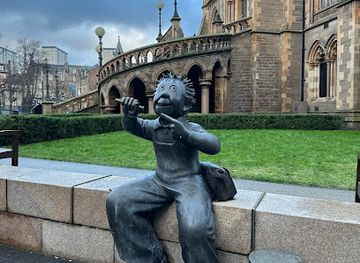 united-kingdom/dundee/landmark/desperate-dan-statue