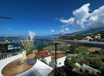 montenegro/bar-riviera/landmark/panorama-caffe