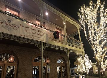 alabama/fairhope/landmark/the-balcony