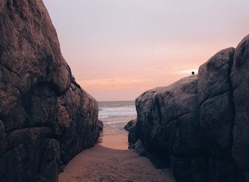 cote-d-ivoire/san-pedro/landmark/le-rocher-des-amours