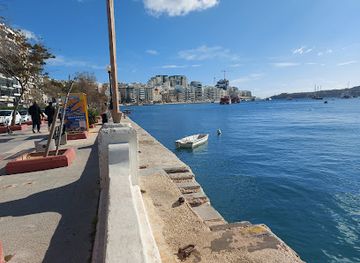 malta/st-paul-s-bay-area/landmark/xemxija-temple-remains