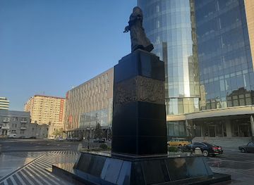 azerbaijan/baku/landmark/ana-harayi-abidsi