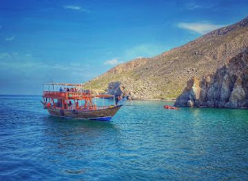 oman/musandam-governorate/landmark/khasab-sea-tours