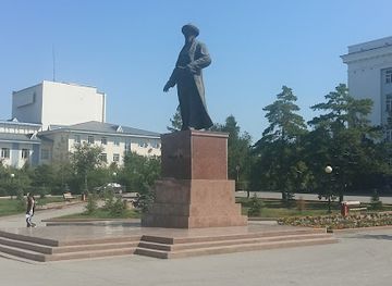 kazakhstan/aktobe/landmark/aiteke-bi-monument