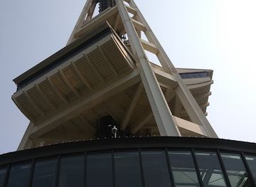 washington/kirkland/landmark/under-the-needle