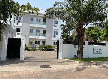 ghana/accra/labone/landmark/labone-court