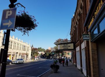 connecticut/norwalk/landmark/famous-pizza-house