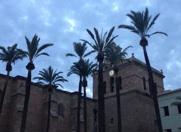 spain/almeria/landmark/plaza-de-la-catedral