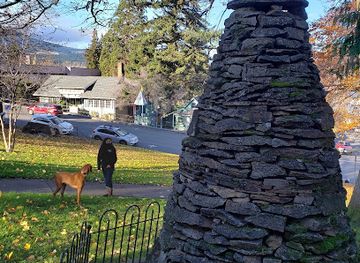 oregon/hood-river/landmark/georgiana-smith-park