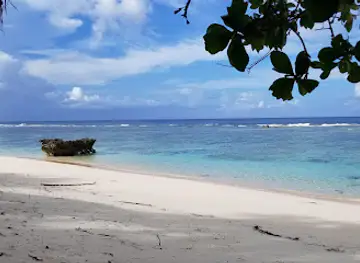Jinapsan Beach