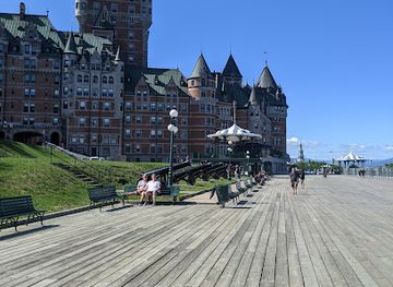 canada/quebec/landmark/escalier-casse-cou-breakneck-steps