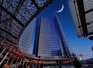 italy/milan/landmark/piazza-gae-aulenti