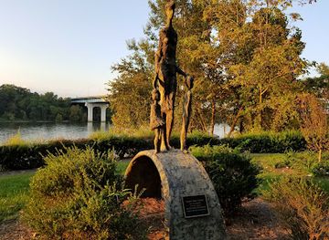 tennessee/chattanooga/landmark/tennessee-riverpark